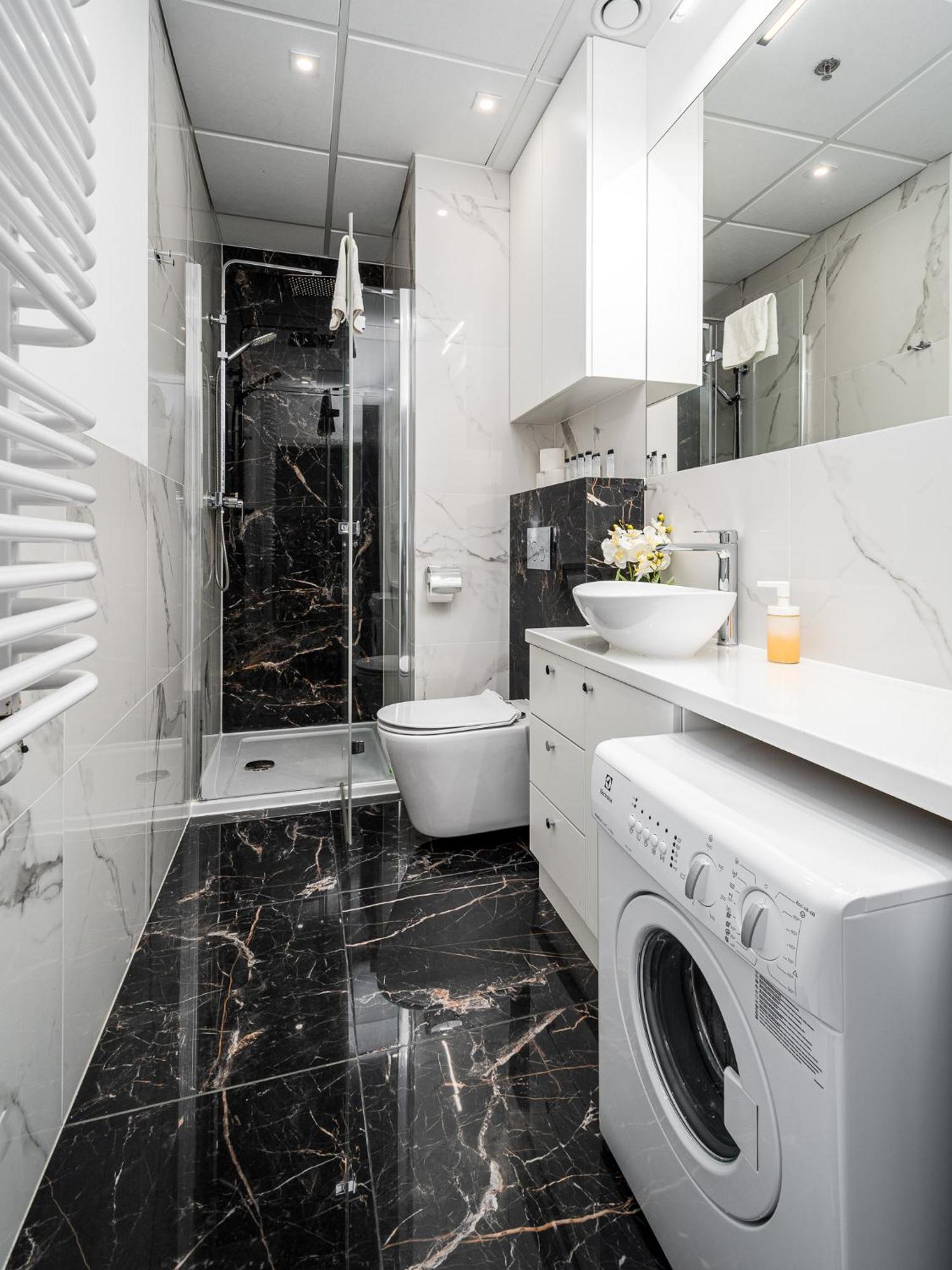 Wola Tower Deluxe Separate Bedroom With Free Garage - By Perfect Apart Warsaw Ngoại thất bức ảnh