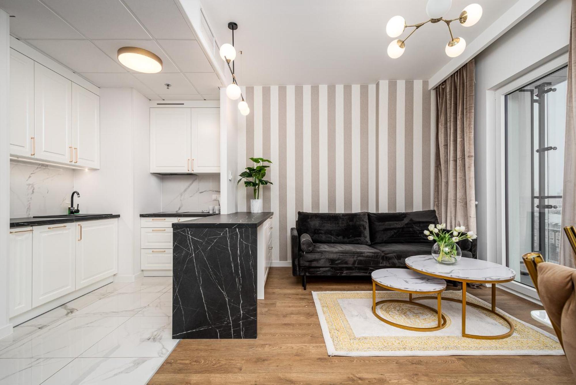 Wola Tower Deluxe Separate Bedroom With Free Garage - By Perfect Apart Warsaw Ngoại thất bức ảnh