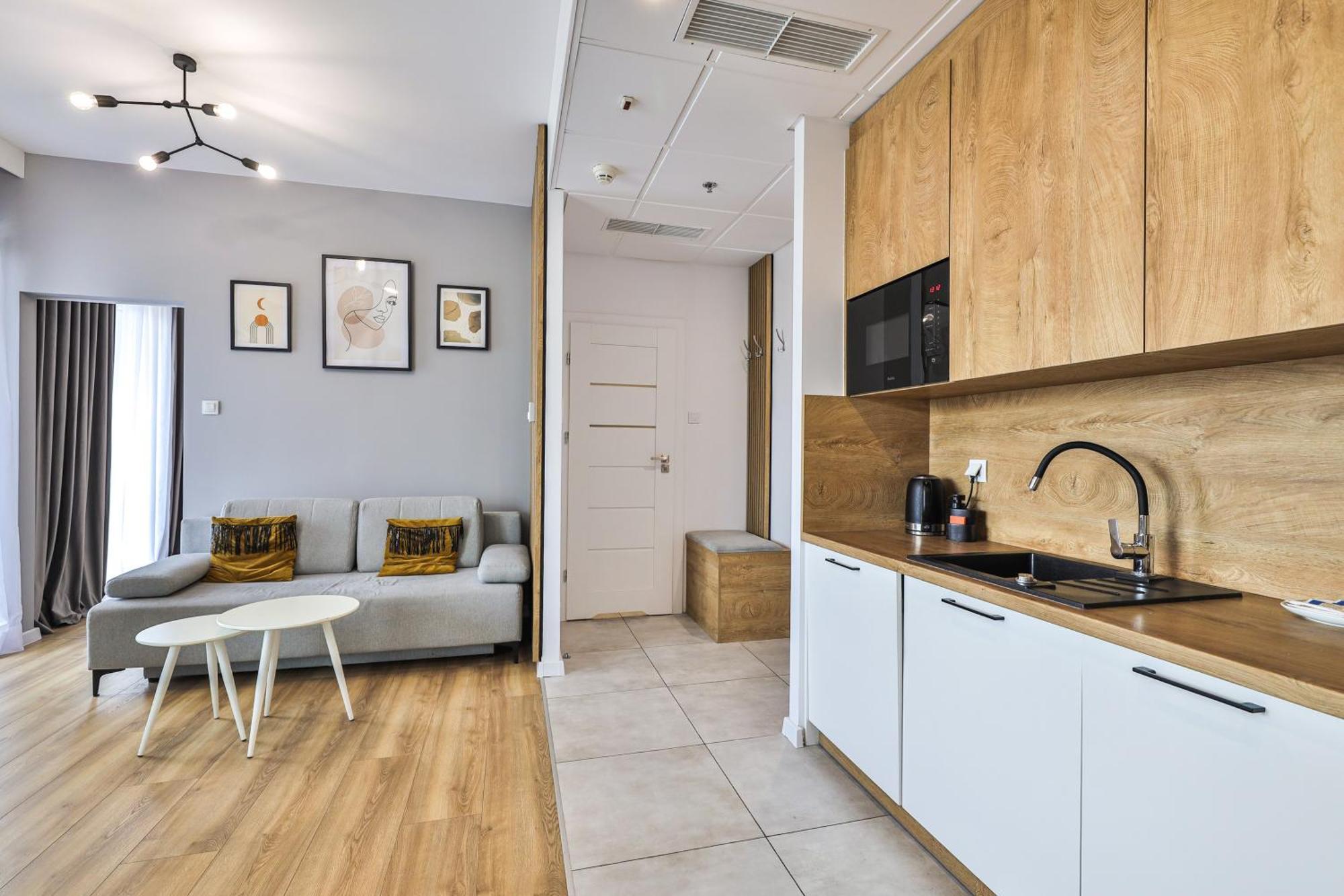Wola Tower Deluxe Separate Bedroom With Free Garage - By Perfect Apart Warsaw Ngoại thất bức ảnh